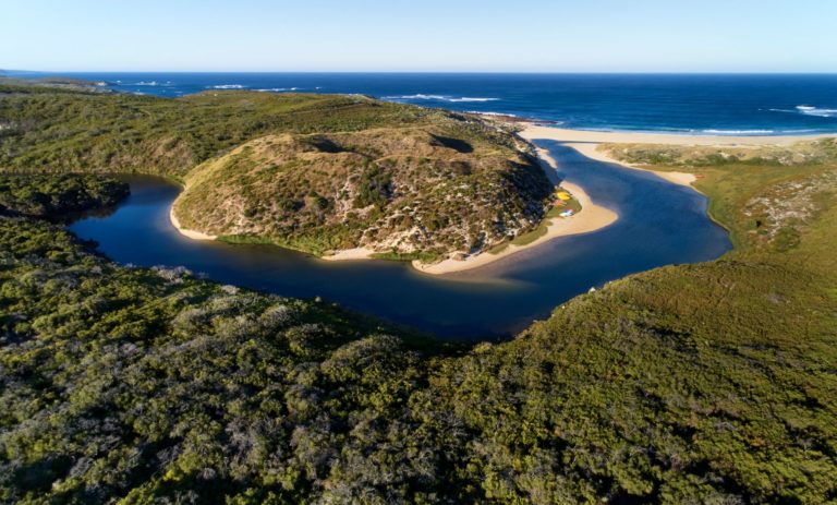 Landscape image of the Margaret River mouth to show the natural landscapes en route along The Edge